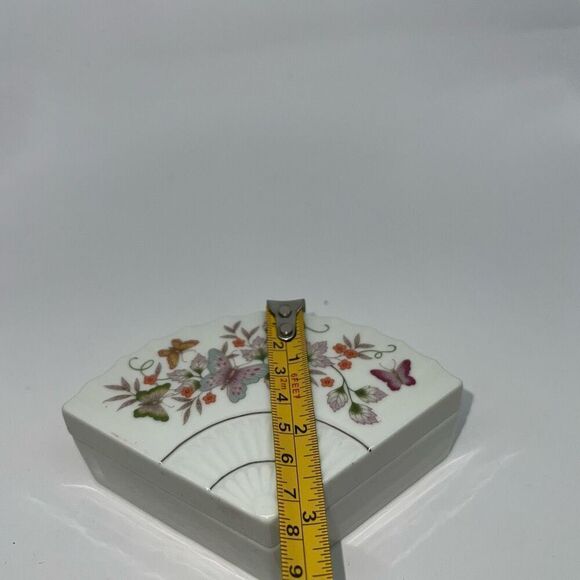 Vintage Avon Handcrafted Porcelain 1980 Keepsake Fan-shaped Flowers Butterflies - Picture 3 of 7